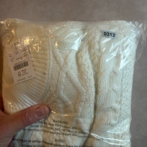 J. Crew Factory Cable-Knit Poncho Sweater • One Size • NWT • BW669 • White - Picture 8 of 8